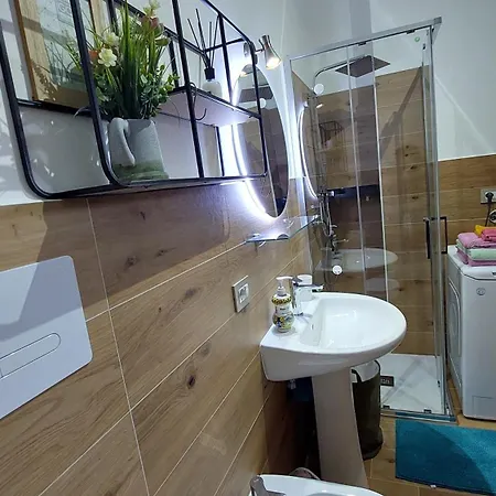 Rosa Apartment